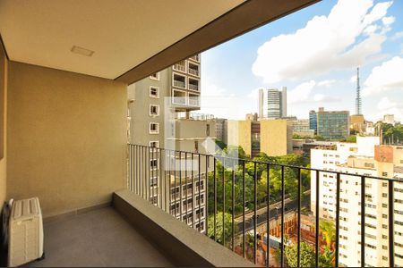 Studio para alugar com 27m², 1 quarto e 1 vaga Studio para alugar com 27m², 1 quarto e 1 vagaVaranda