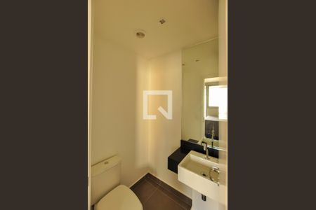 Studio para alugar com 27m², 1 quarto e 1 vaga Studio para alugar com 27m², 1 quarto e 1 vagaBanheiro