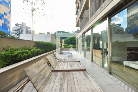 Studio para alugar com 27m², 1 quarto e 1 vaga Studio para alugar com 27m², 1 quarto e 1 vagaÁrea comum - Deque