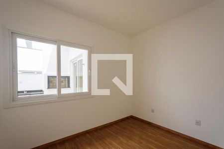 Casa de condomínio à venda com 105m², 3 quartos e 2 vagasQuarto 1