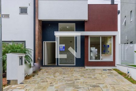 Casa de condomínio à venda com 105m², 3 quartos e 2 vagasFachada