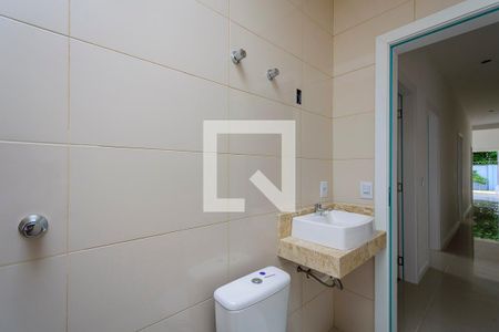 Casa de condomínio à venda com 105m², 3 quartos e 2 vagasBanheiro