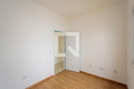 Casa de condomínio à venda com 105m², 3 quartos e 2 vagasQuarto 2