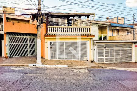 Casa à venda com 115m², 2 quartos e 1 vagaFachada