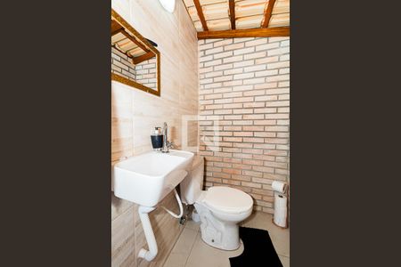 Casa à venda com 115m², 2 quartos e 1 vagaBanheiro da Área de Serviço e Churrasqueira