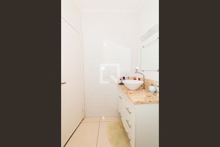 Casa à venda com 115m², 2 quartos e 1 vagaBanheiro