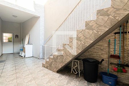 Casa à venda com 115m², 2 quartos e 1 vagaQuintal