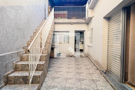 Casa à venda com 115m², 2 quartos e 1 vagaQuintal