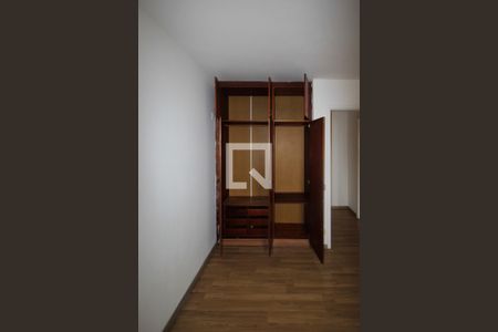 Apartamento à venda com 70m², 2 quartos e 1 vagaQuarto 2