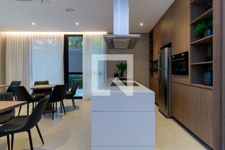 Apartamento à venda com 173m², 3 quartos e 3 vagas Apartamento à venda com 173m², 3 quartos e 3 vagasSalão de Festas