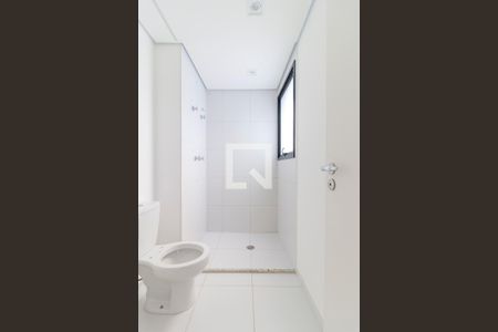 Apartamento à venda com 173m², 3 quartos e 3 vagas Apartamento à venda com 173m², 3 quartos e 3 vagasSuíte 2 - Banheiro