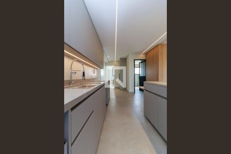 Apartamento à venda com 173m², 3 quartos e 3 vagas Apartamento à venda com 173m², 3 quartos e 3 vagasCozinha