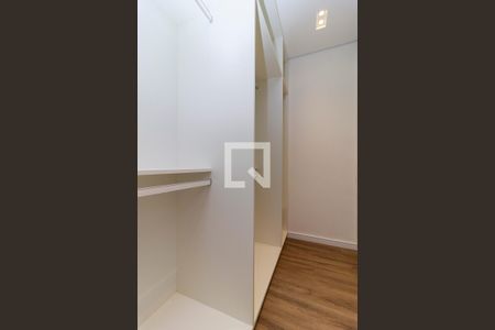 Apartamento à venda com 173m², 3 quartos e 3 vagas Apartamento à venda com 173m², 3 quartos e 3 vagasSuíte Principal - Closet