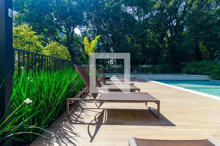 Apartamento à venda com 173m², 3 quartos e 3 vagas Apartamento à venda com 173m², 3 quartos e 3 vagasPiscina