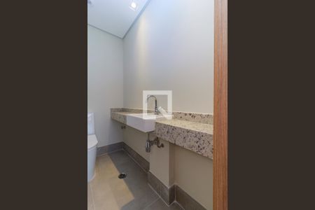 Apartamento à venda com 173m², 3 quartos e 3 vagas Apartamento à venda com 173m², 3 quartos e 3 vagasLavabo