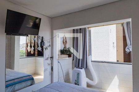 Suíte de apartamento à venda com 3 quartos, 205m² em Sagrada Família, Belo Horizonte