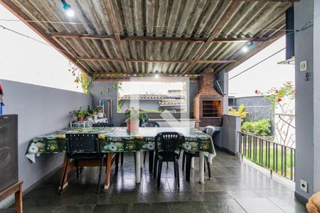 Casa à venda com 130m², 2 quartos e 3 vagasLavandria/Churrasqueira