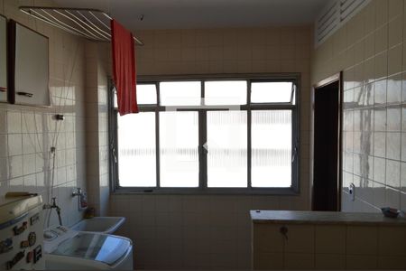 Apartamento à venda com 98m², 3 quartos e 1 vagaÁrea de Serviço