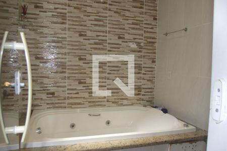 Casa para alugar com 240m², 2 quartos e sem vagaBanheiro