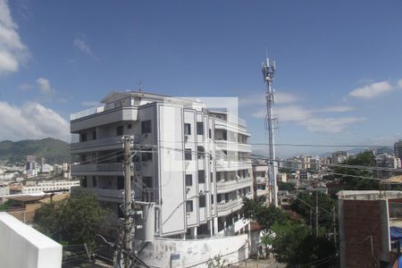 Casa para alugar com 240m², 2 quartos e sem vagaVista