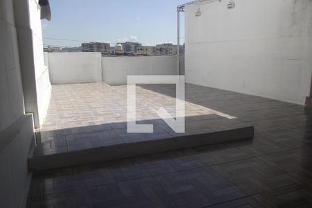 Casa para alugar com 240m², 2 quartos e sem vagaSacada