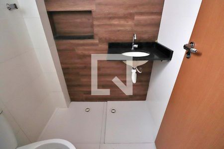 Banheiro do Quarto 1 - Suíte de casa à venda com 3 quartos, 129m² em Vila Curuca, Santo André