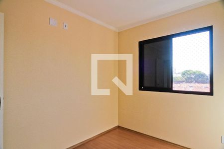 Quarto 1 de apartamento para alugar com 2 quartos, 53m² em Conjunto Residencial Vista Verde, São Paulo