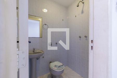 Apartamento para alugar com 350m², 4 quartos e 2 vagasBanheiro de Serviço