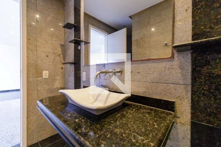 Apartamento para alugar com 350m², 4 quartos e 2 vagasBanheiro Suíte 1