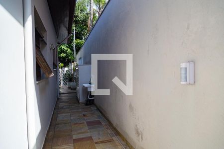 Casa à venda com 400m², 3 quartos e 4 vagasCorredor 2