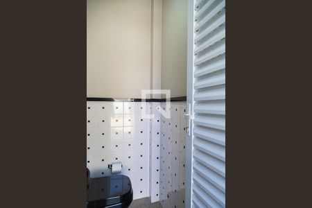 Casa à venda com 400m², 3 quartos e 4 vagasBanheiro da Edícula