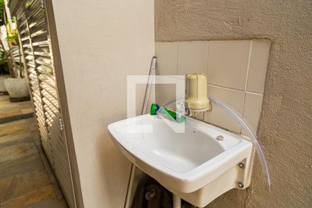 Casa à venda com 400m², 3 quartos e 4 vagasCorredor 2 - Tanque