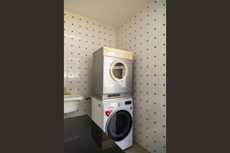 Casa à venda com 400m², 3 quartos e 4 vagasÁrea de Serviço