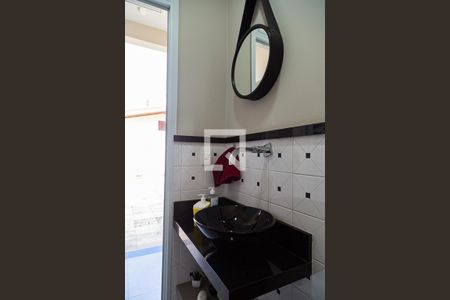 Casa à venda com 400m², 3 quartos e 4 vagasBanheiro da Edícula