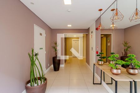 Apartamento para alugar com 42m², 2 quartos e sem vaga Apartamento para alugar com 42m², 2 quartos e sem vagaHall Social