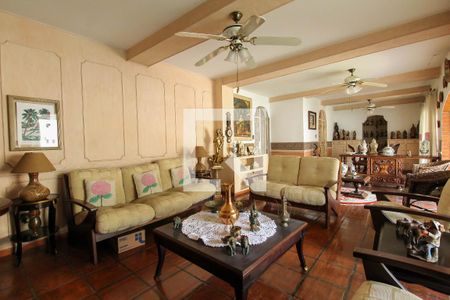 Casa para alugar com 750m², 5 quartos e 5 vagasSala 4