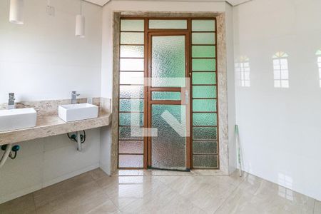 Casa para alugar com 196m², 4 quartos e 5 vagas Casa para alugar com 196m², 4 quartos e 5 vagasBanheiro da Suíte 3