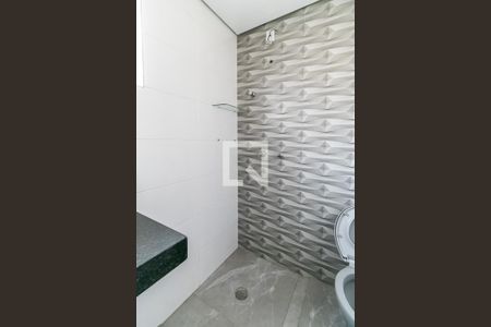 Casa para alugar com 196m², 4 quartos e 5 vagas Casa para alugar com 196m², 4 quartos e 5 vagasBanheiro da Suíte 1