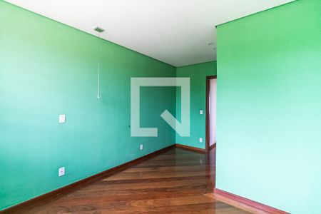 Casa para alugar com 196m², 4 quartos e 5 vagas Casa para alugar com 196m², 4 quartos e 5 vagasSuíte 2