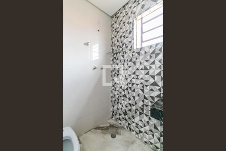 Casa para alugar com 196m², 4 quartos e 5 vagas Casa para alugar com 196m², 4 quartos e 5 vagasBanheiro da Suíte 2