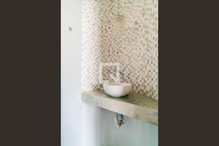Lavabo de casa para alugar com 4 quartos, 196m² em Rio Branco, Belo Horizonte