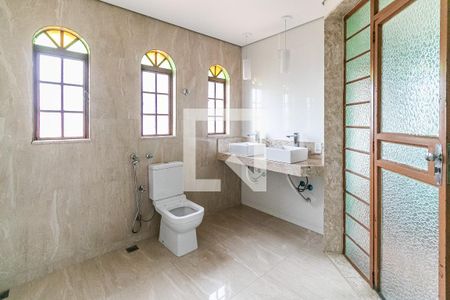 Casa para alugar com 196m², 4 quartos e 5 vagas Casa para alugar com 196m², 4 quartos e 5 vagasBanheiro da Suíte 3