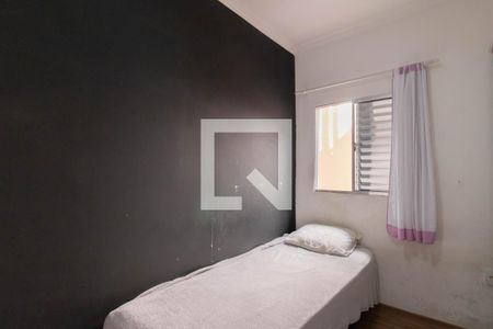 Casa à venda com 120m², 3 quartos e 2 vagas Casa à venda com 120m², 3 quartos e 2 vagasQuarto 3
