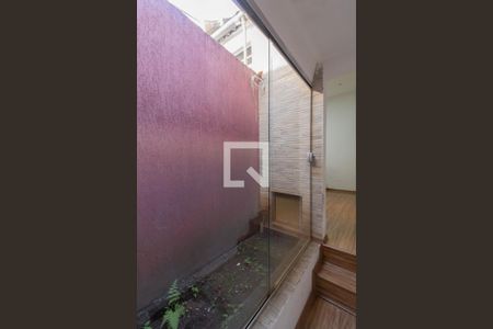 Casa à venda com 120m², 3 quartos e 2 vagas Casa à venda com 120m², 3 quartos e 2 vagasJardim de Inverno