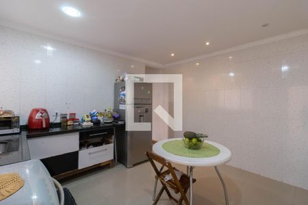 Casa à venda com 120m², 3 quartos e 2 vagas Casa à venda com 120m², 3 quartos e 2 vagasCozinha