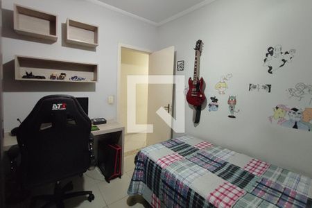 Quarto 2 de apartamento à venda com 2 quartos, 60m² em Jardim García, Campinas