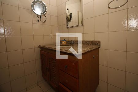 Apartamento para alugar com 60m², 2 quartos e sem vagaBanheiro Corredor