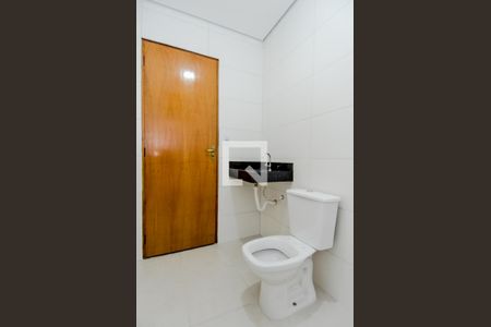 Banheiro de casa para alugar com 1 quarto, 40m² em Jardim Rosa de Franca, Guarulhos