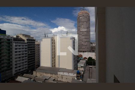 Vista Sala de apartamento à venda com 2 quartos, 56m² em Centro, Niterói