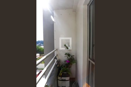 sacada de apartamento à venda com 2 quartos, 58m² em Chácara Agrindus, Taboão da Serra
